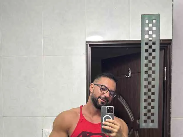 HotMuscleGyo