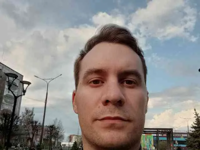 Nik19ta96