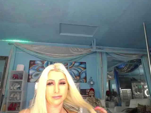 adrianna_fox