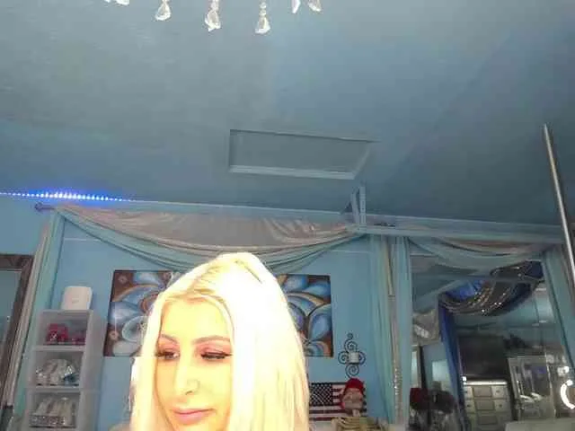 adrianna_fox