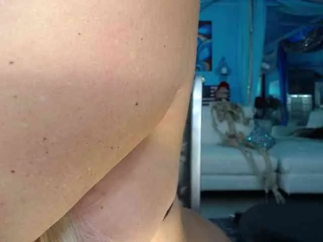 adrianna_fox