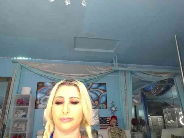 adrianna_fox