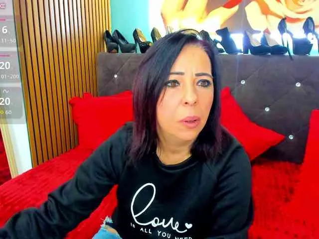 LauraSinFull