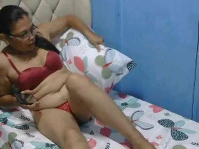 hOtGranny4u
