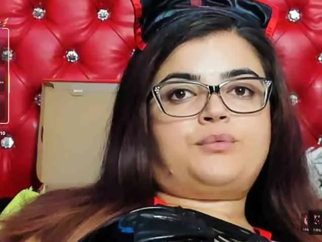 Slutty_milf_bitch