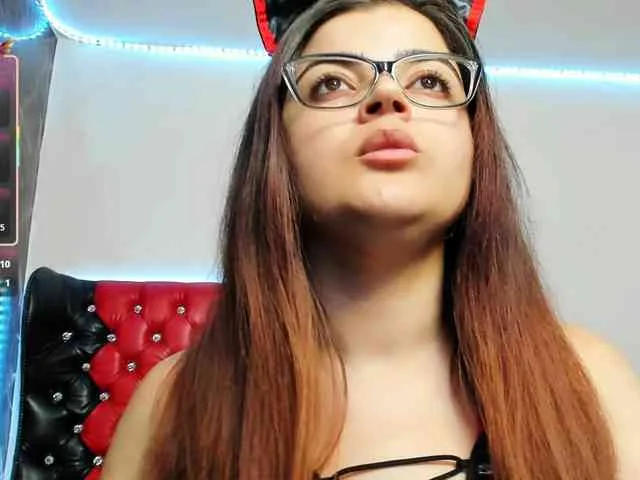 Slutty_milf_bitch
