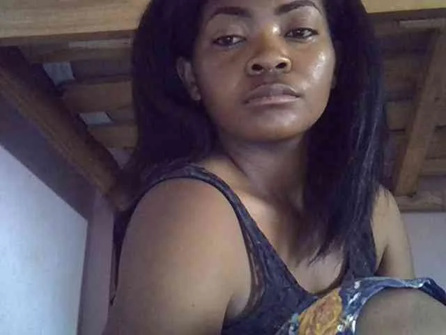 Angelinah75