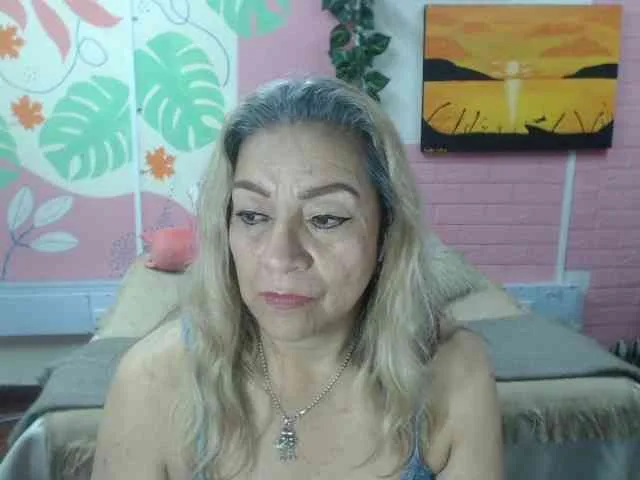valeria-sexy
