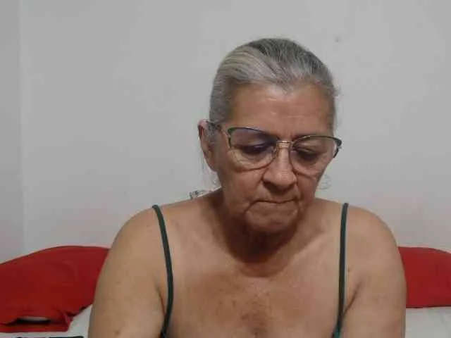 candy-mature