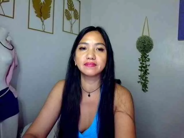 Tina_Jade