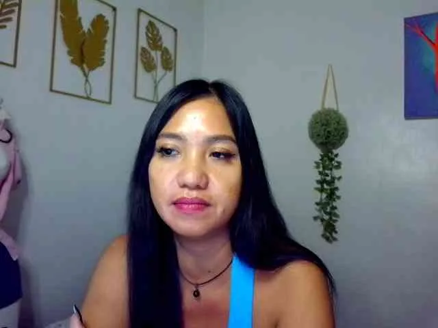 Tina_Jade