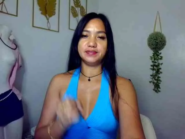 Tina_Jade