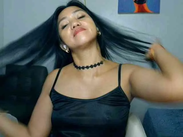 Tina_Jade