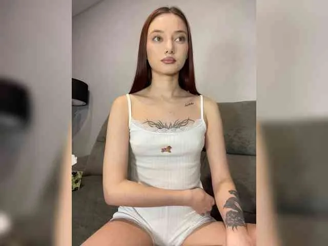 Alice__Foxx