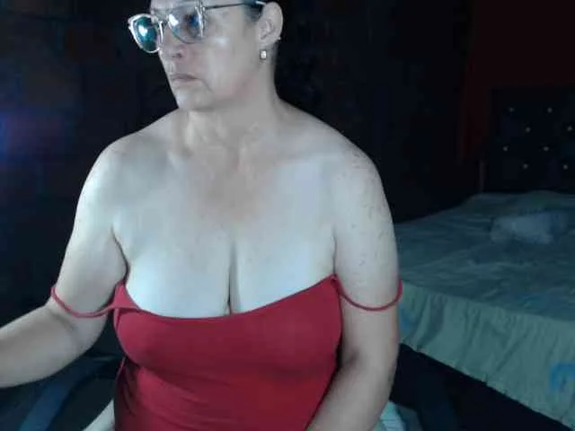 rouseehotglad