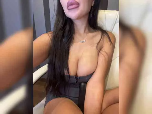 -ANGELIKA7741