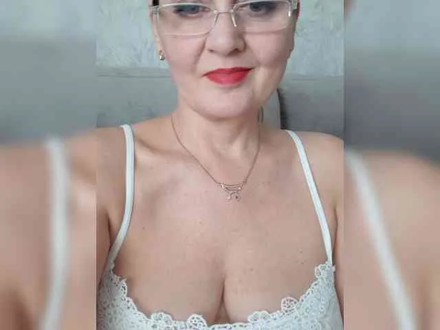 SexiestJess45