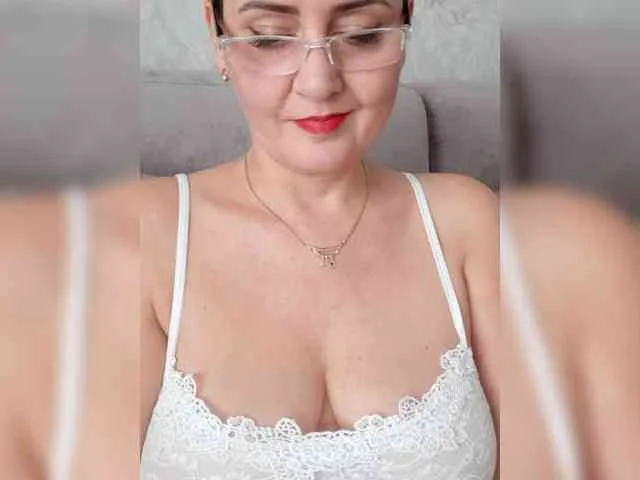 SexiestJess45