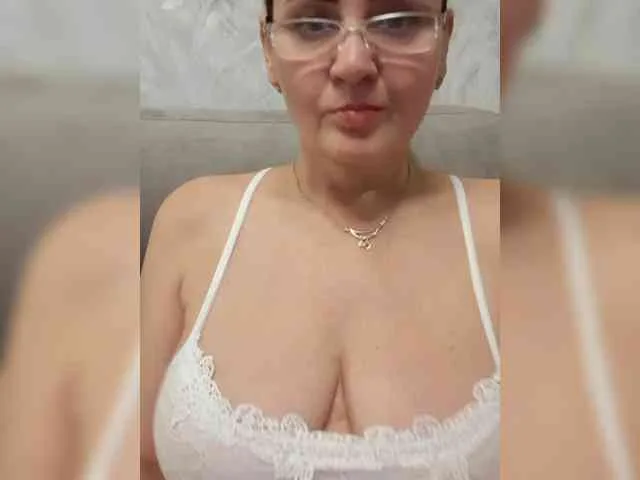 SexiestJess45