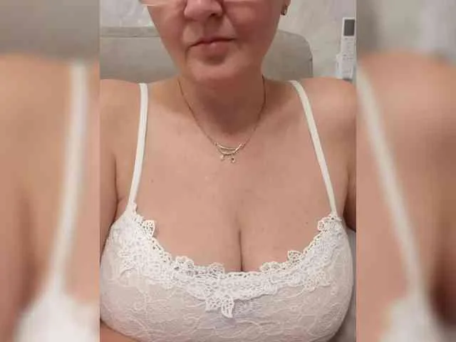 SexiestJess45
