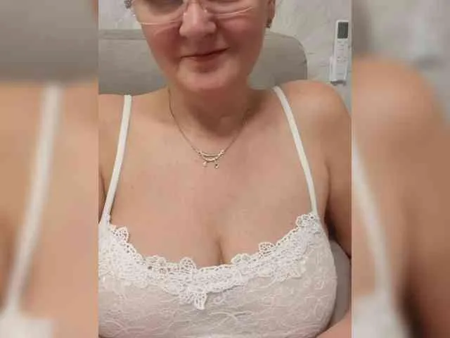 SexiestJess45