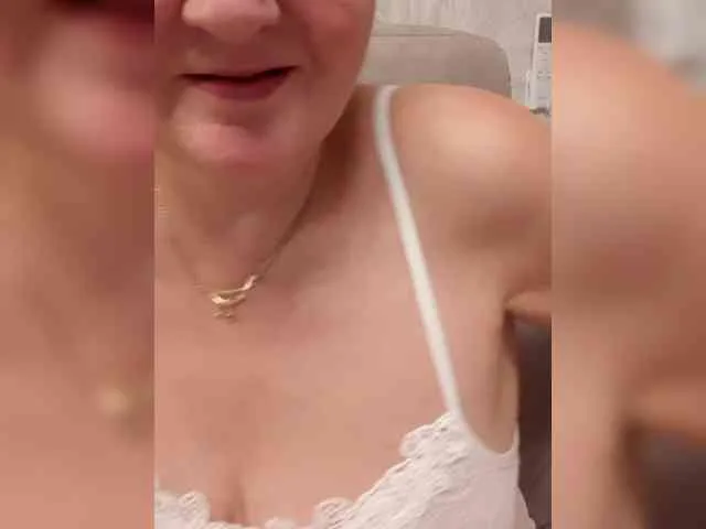 SexiestJess45