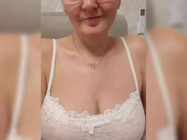 SexiestJess45