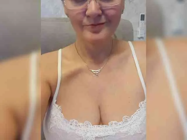 SexiestJess45