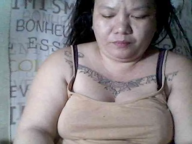 sweetasian33