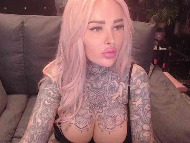 MilaElaine