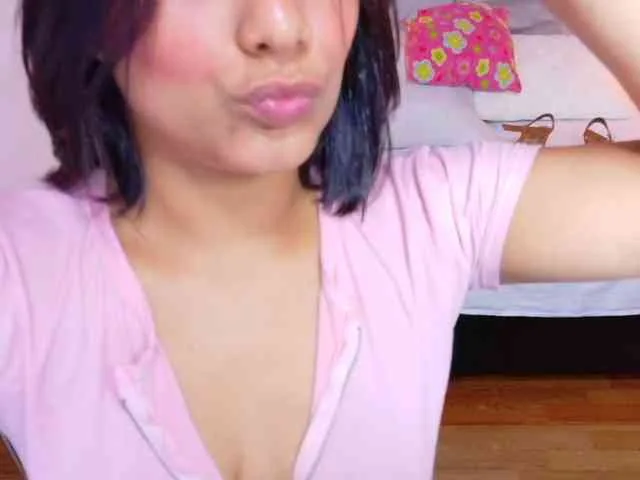 tiny-whore