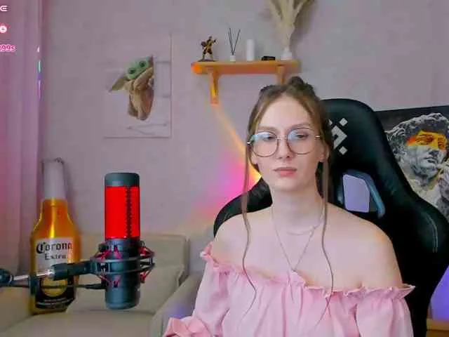 KiraRumGirl