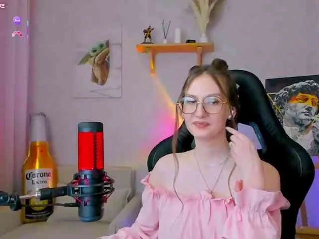 KiraRumGirl