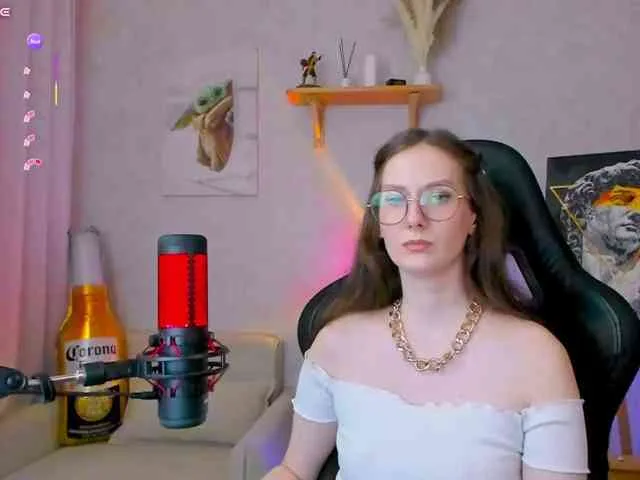 KiraRumGirl