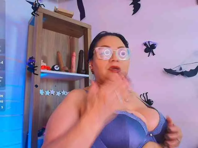 EllenaBoobs