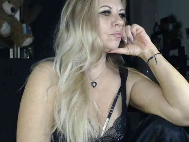 LadyVelvet