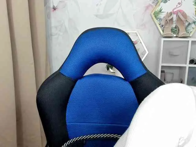 desireMegan
