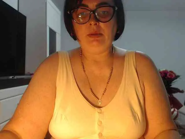 Emyllywhite