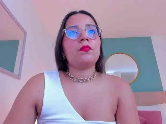 lucy-blue28