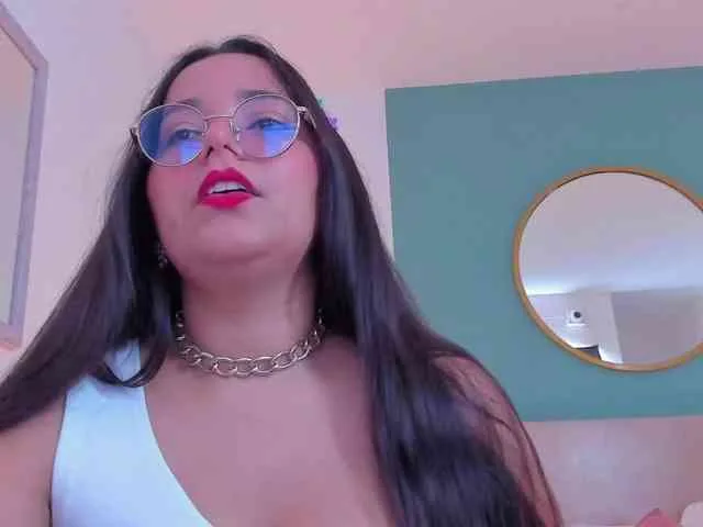 lucy-blue28