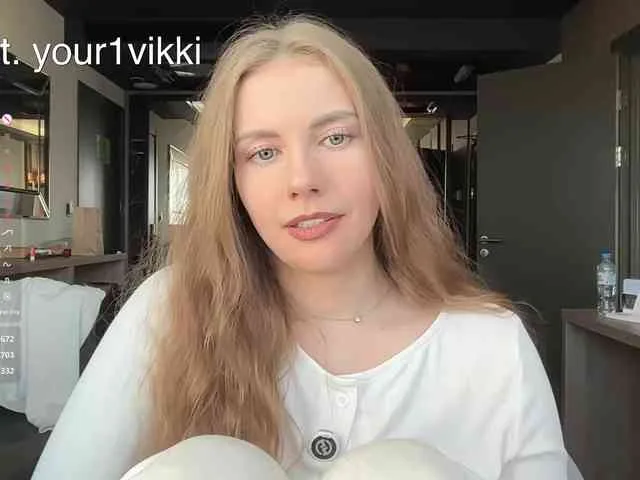 VikkiExtraCheese