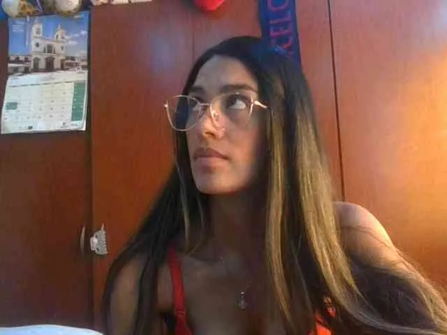JuanaBrunette
