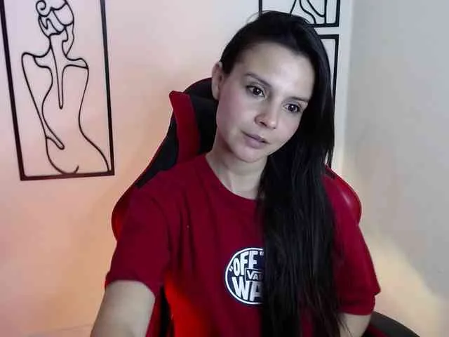 MiaRobinn