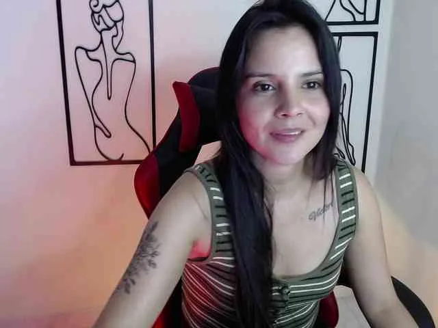 MiaRobinn