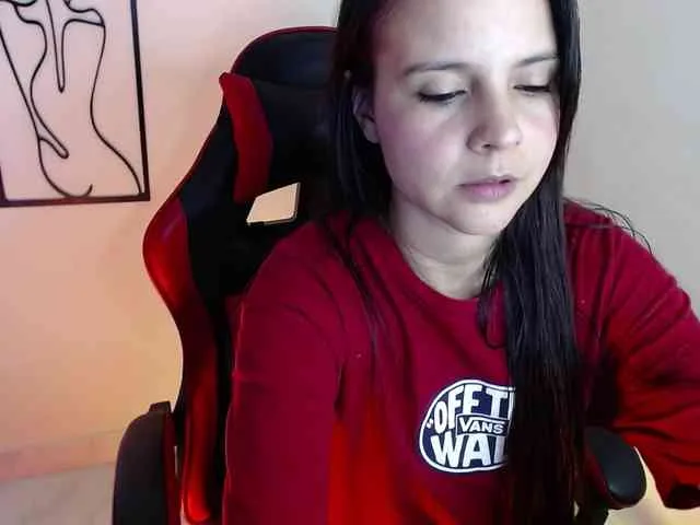 MiaRobinn