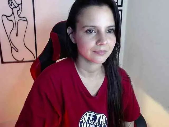 MiaRobinn