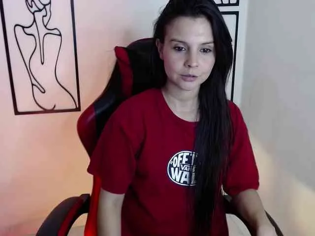 MiaRobinn