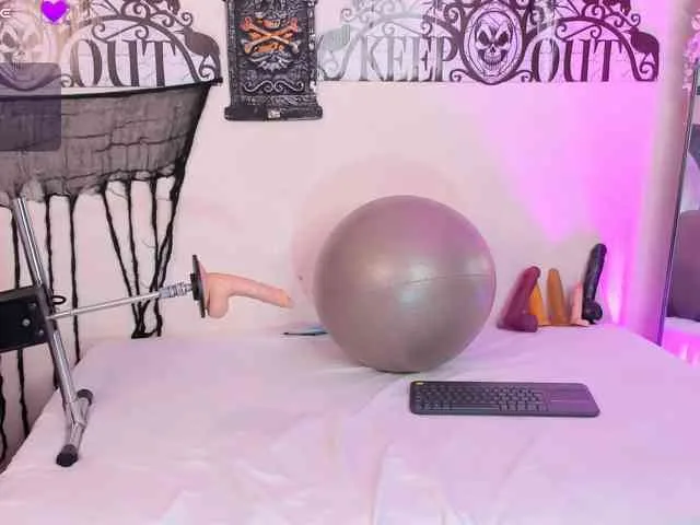 cleopatra-hot