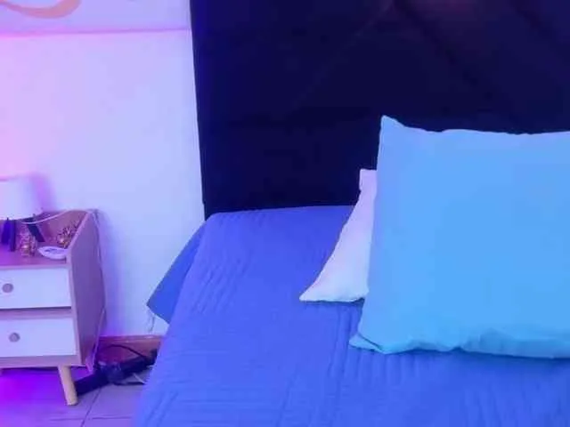 Hornysweetebony
