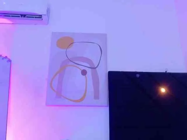 Hornysweetebony